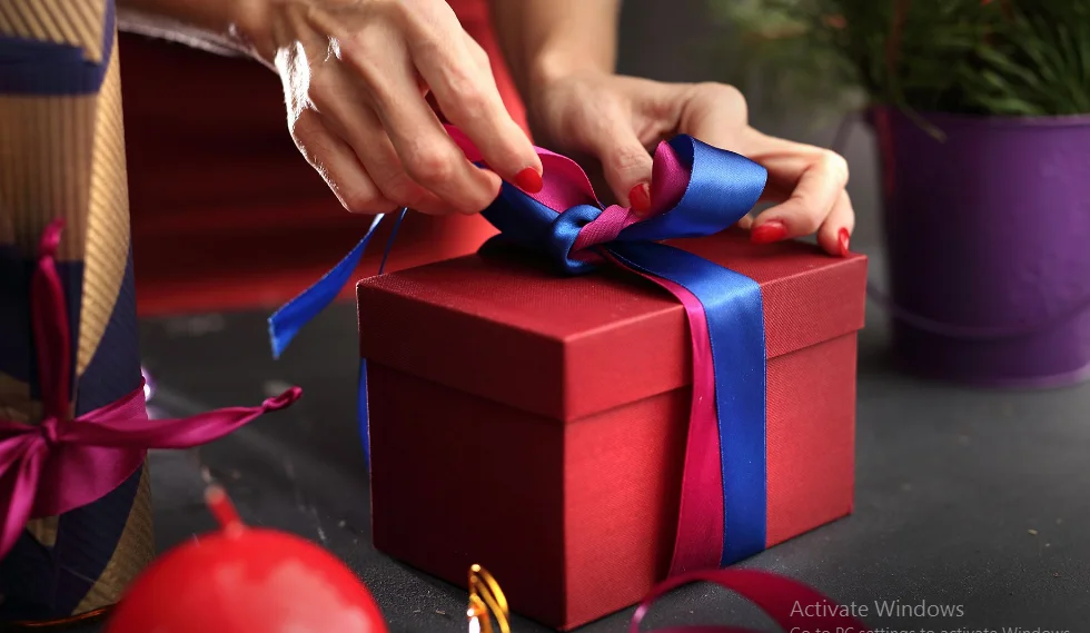 Decoy gift wrapping
