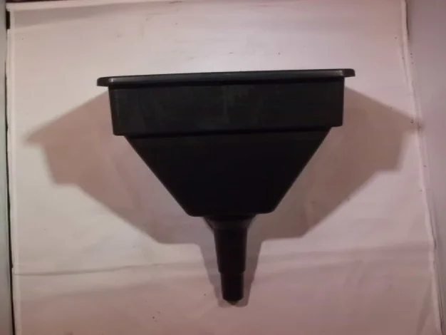 How to make a paper funnel (2)