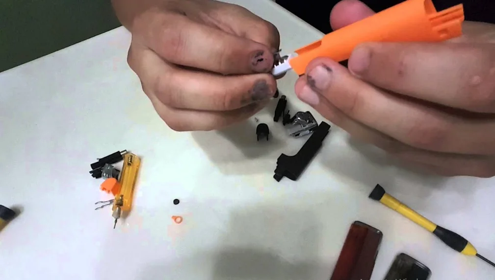 How to make a DIY lighter